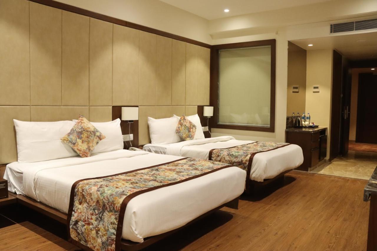 Pride Hotel Μποπάλ Εξωτερικό φωτογραφία