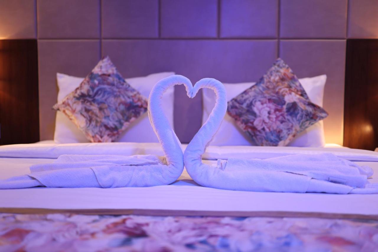 Pride Hotel Μποπάλ Εξωτερικό φωτογραφία