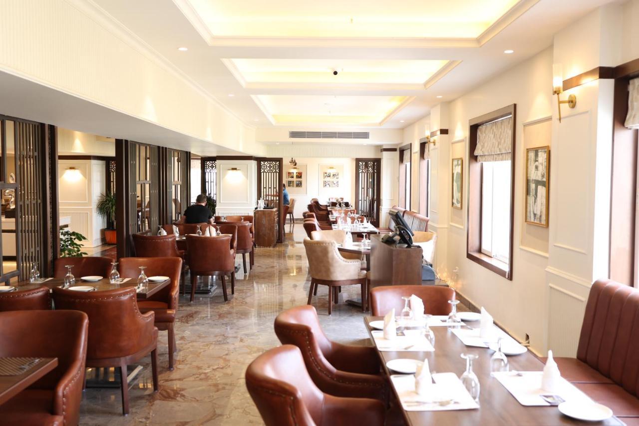 Pride Hotel Μποπάλ Εξωτερικό φωτογραφία